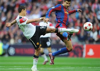 قرعة دوري أبطال أوروبا بيكيه ي علق على مواجهة مانشستر يونايتد