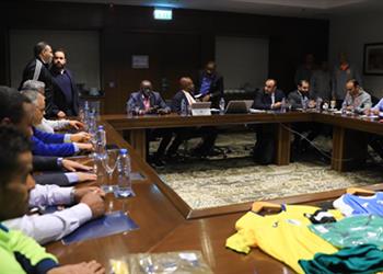 الأهلي بزيه التقليدي أمام شبيبة الساورة في دوري أبطال إفريقيا