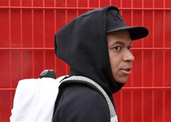 180 ألف يورو غرامة مالية على مبابي من باريس سان جيرمان والسبب