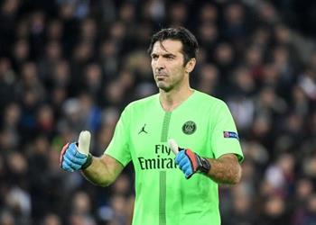 تقارير تكشف عن مستقبل بوفون مع باريس سان جيرمان