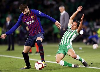 بيكيه يعترف بعقدة دوري الأبطال ويؤكد ميسي لا يوجد مثيل له