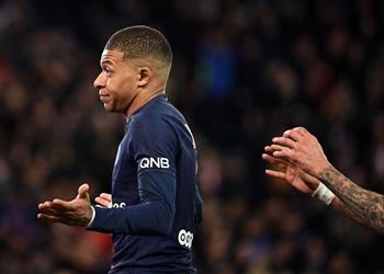 بالفيديو على طريقة نيمار مبابي يرفض منح ركلة جزاء لدي ماريا أمام مارسيليا