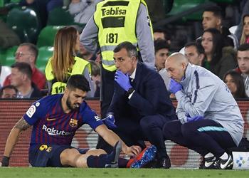 رسمي ا برشلونة يعلن التشخيص النهائي لإصابة سواريز ويحدد مدة غيابه