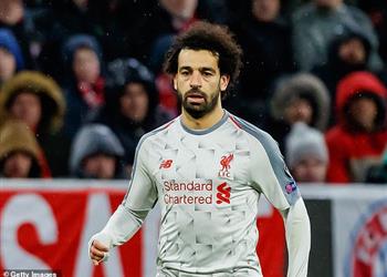 لاعب ليفربول السابق يدافع عن محمد صلاح يريد تسجيل الأهداف مثل ميسي ورونالدو ولا يعاني من موسم سيء