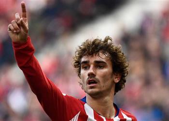 باريس سان جيرمان يخطط لضم جريزمان تحسب ا لرحيل أحد ثلاثي الهجوم