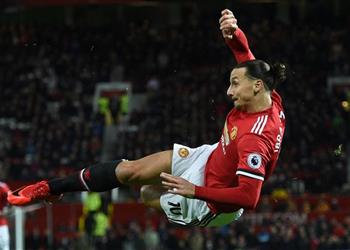 زلاتان يهاجم أساطير مانشستر يونايتد بسبب بوجبا