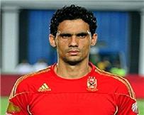 الجهاز الطبي للأهلي يسعى لتجهيز نجيب لدوري الأبطال