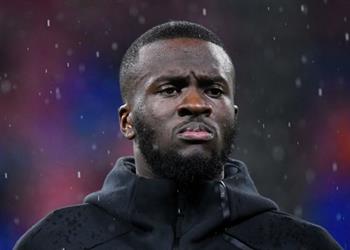 الصراع يشتعل بين كبار أوروبا على ضم ندومبيلي في الصيف