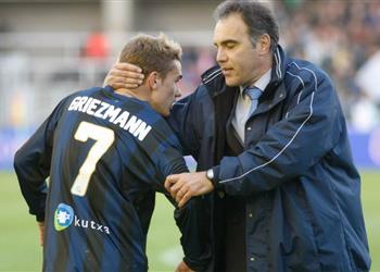 لاسارتي يتوقع انتقال جريزمان إلى برشلونة