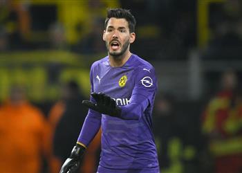 بوركي تير شتيجن أفضل حارس مرمى في أوروبا