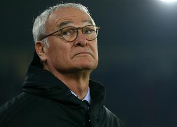 تقارير روما يفكر في ضم مدافع برشلونة الجديد