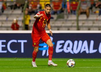 كاراسكو ينعش آمال آرسنال ومانشستر يونايتد