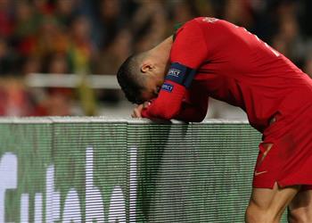 بالفيديو البرتغال تتعثر أمام صربيا في ليلة إصابة رونالدو بتصفيات يورو 2020