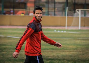 الأهلي يوضح موقفه من التعاقد مع رمضان صبحي نهائي ا