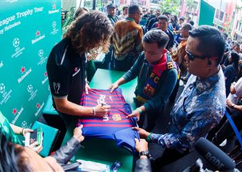 بويول بيكيه أفضل مدافع في العالم ويتفوق علي لهذه الأسباب