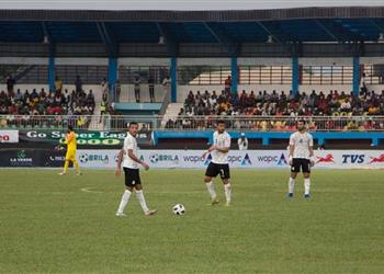 بعثة منتخب مصر تصل القاهرة بعد خوض مباراتي النيجر ونيجيريا
