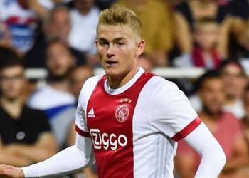 رايولا يستغل عروض يوفنتوس وسان جيرمان في مفاوضات برشلونة ودي ليخت