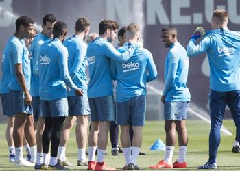 تطورات بشأن حالة ميسي وسواريز قبل مباراة إسبانيول