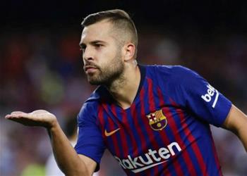 برشلونة يتجه لاستعادة لاعبه لخلافة ألبا