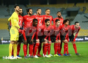 لاسارتي يتوجه بطلب للاعبي الأهلي بعد القمة ونيدفيد يعود للتدريبات استعداد ا للاتحاد