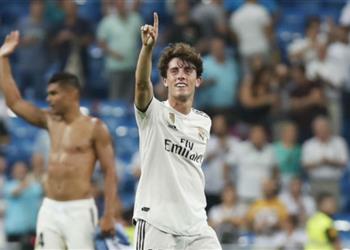 أودريزولا بنزيما المهاجم الأفضل في العالم وسعداء بالانتصار