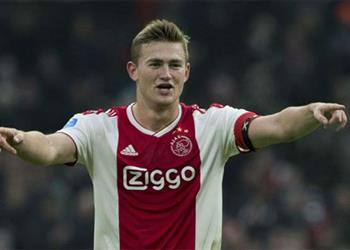 أسطورة هولندا من الأفضل لدي ليخت الرحيل عن أياكس