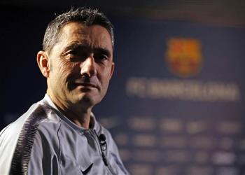 تقارير فالفيردي يطالب برشلونة بضم مهاجم فالنسيا