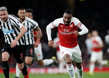 فيديو محمد النني يشارك في فوز آرسنال على نيوكاسل بالدوري الإنجليزي