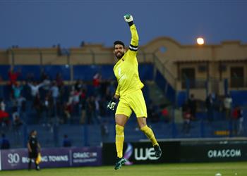 شريف إكرامي ينهي برنامجه التأهيلي ويقترب من العودة لتدريبات الأهلي