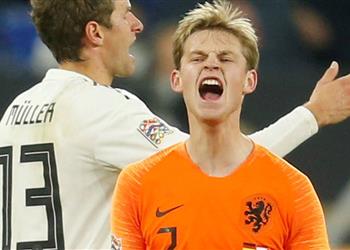 دي يونج يوضح سبب رفضه عرض توتنهام بالصيف الماضي