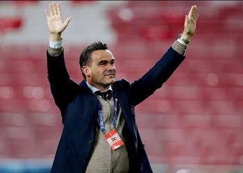 موندو ديبورتيفو مدير أياكس مهتم بضم مدافع برشلونة الشاب