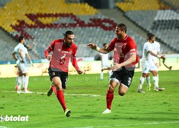 علي معلول يتحدث عن مباراة الأهلي وصن داونز وهدفه في مرمى الاتحاد ويوجه رسالة للجماهير