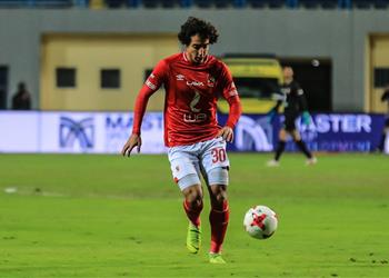محمد هاني نسعى لتحقيق أهدافنا في أبريل الحاسم وهذا ما يزيد من صعوبة مباراة الأهلي وصن داونز