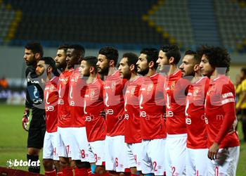 الأهلي بزيه التقليدي أمام صن داونز في ذهاب ربع نهائي دوري أبطال إفريقيا