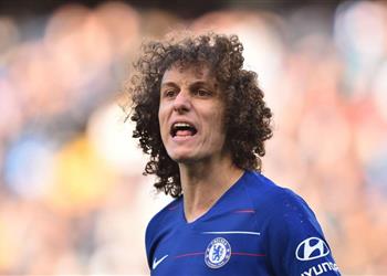 لويز يرفض عرض ا قطري ا وغموض حول مستقبله في تشيلسي