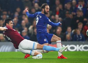 هيجواين عن انتقال هازارد لريال مدريد عندما تكون لديه الرغبة من الصعب تغيير رأيه