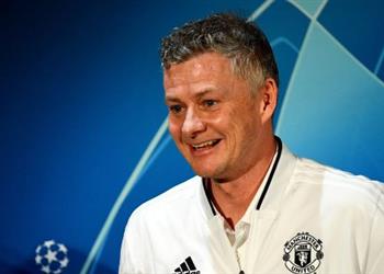 سولشاير إيقاف ميسي ليس مستحيلا وسانشيز لن يلحق بمواجهة كامب نو