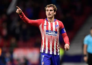 صحفي إسباني لاعبو برشلونة يرفضون انضمام جريزمان