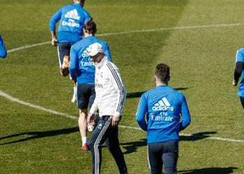 نجم ريال مدريد يسعى لإقناع زيدان