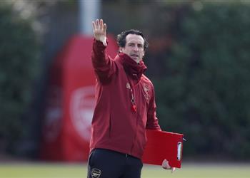 محمد النني ضمن قائمة آرسنال لمواجهة نابولي في الدوري الأوروبي