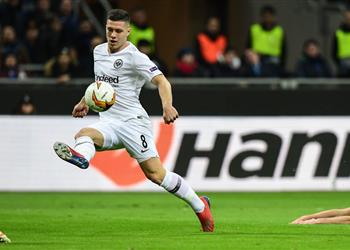 ريال مدريد يتفوق على برشلونة في صفقة يوفيتش