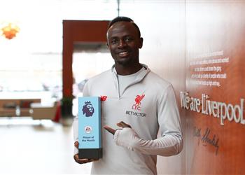 ساديو ماني يفوز بجائزة لاعب شهر مارس في البريميرليج