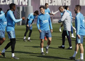 رسمي ا برشلونة ي علن إصابة ثنائي الفريق