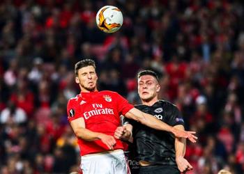 موندو ديبورتيفو برشلونة تجسس على هدفيه بمواجهة بنفيكا وفرانكفورت