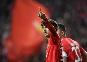 برشلونة ينافس كبار أوروبا على فيليكس