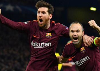 انييستا ميسي لاعب فريد من نوعه ودائما ما يجعل الصعب سهلا