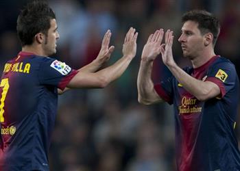 فيا ميسي الأفضل على مر العصور وبرشلونة يدين له