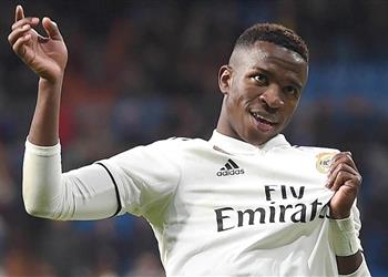 فينيسيوس وجود زيدان في ريال مدريد يشعرني أحيان ا بالتوتر الشديد