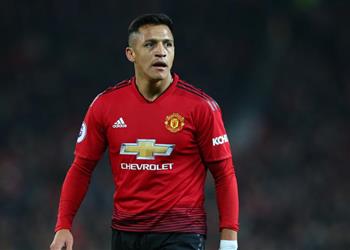 سانشيز ينضم لقائمة مانشستر يونايتد لمواجهة برشلونة في دوري الأبطال