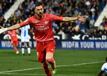 زيدان يشيد بـ بنزيما بعد التعادل مع ليجانيس سعيد معه